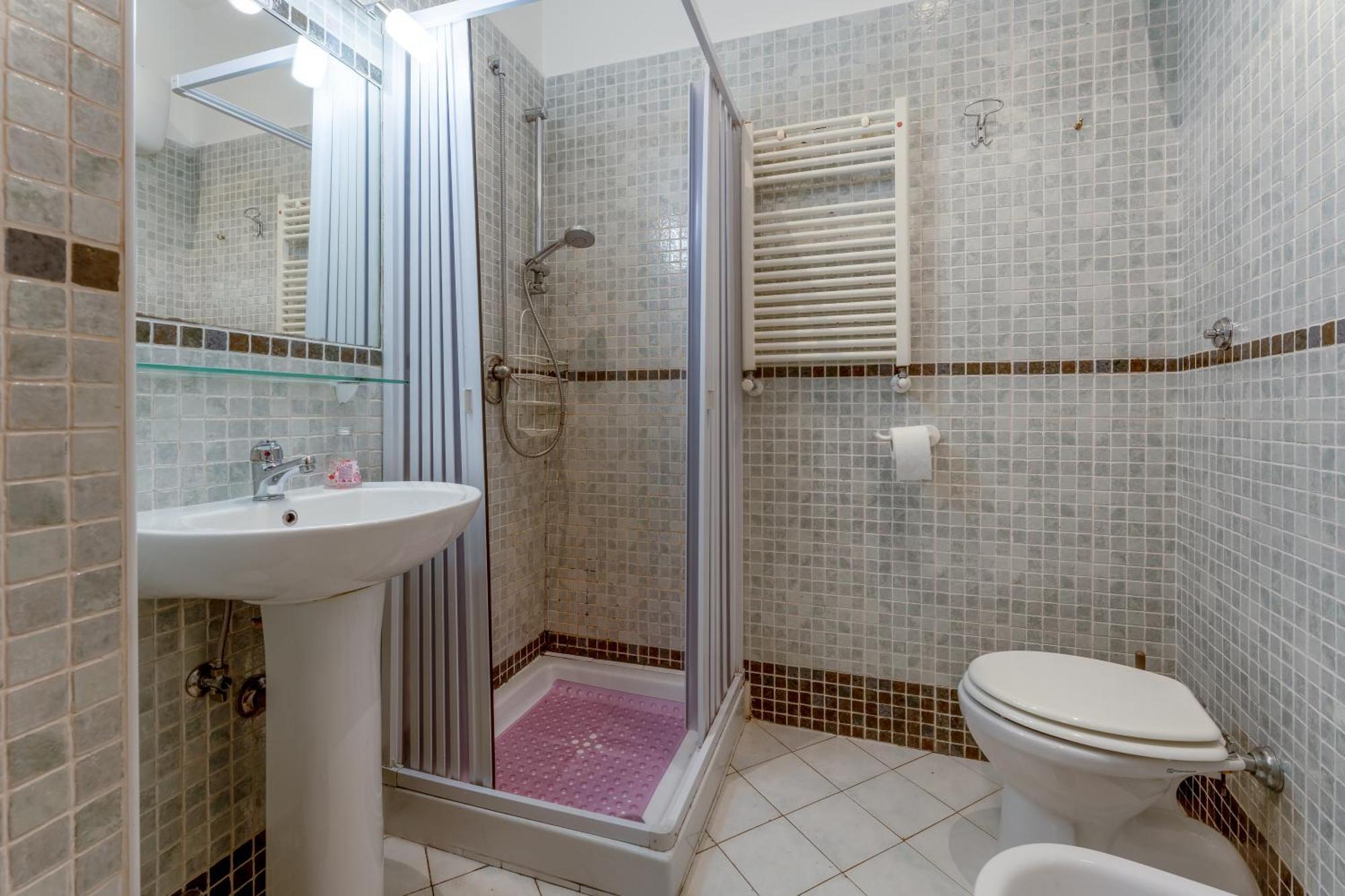 Pellegrino 86 Apartments - 101 Flat In Рим Екстериор снимка